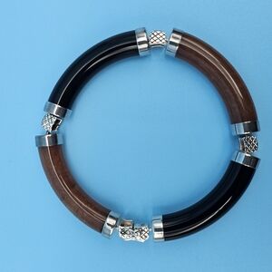 Elegant Black and Brown Bracelet